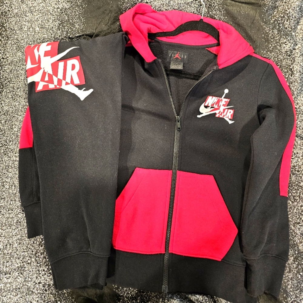 Jordan sweat suit